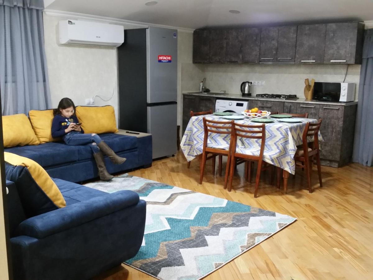 Guest House 15A Kutaisi Exteriér fotografie