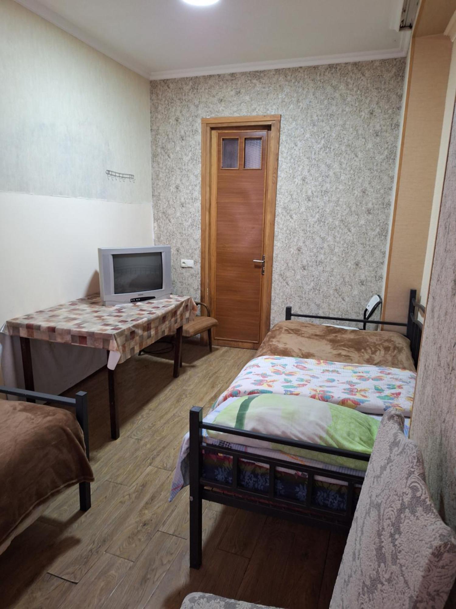 Guest House 15A Kutaisi Exteriér fotografie