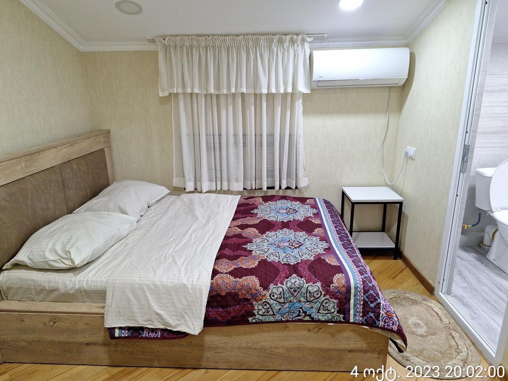 Guest House 15A Kutaisi Exteriér fotografie