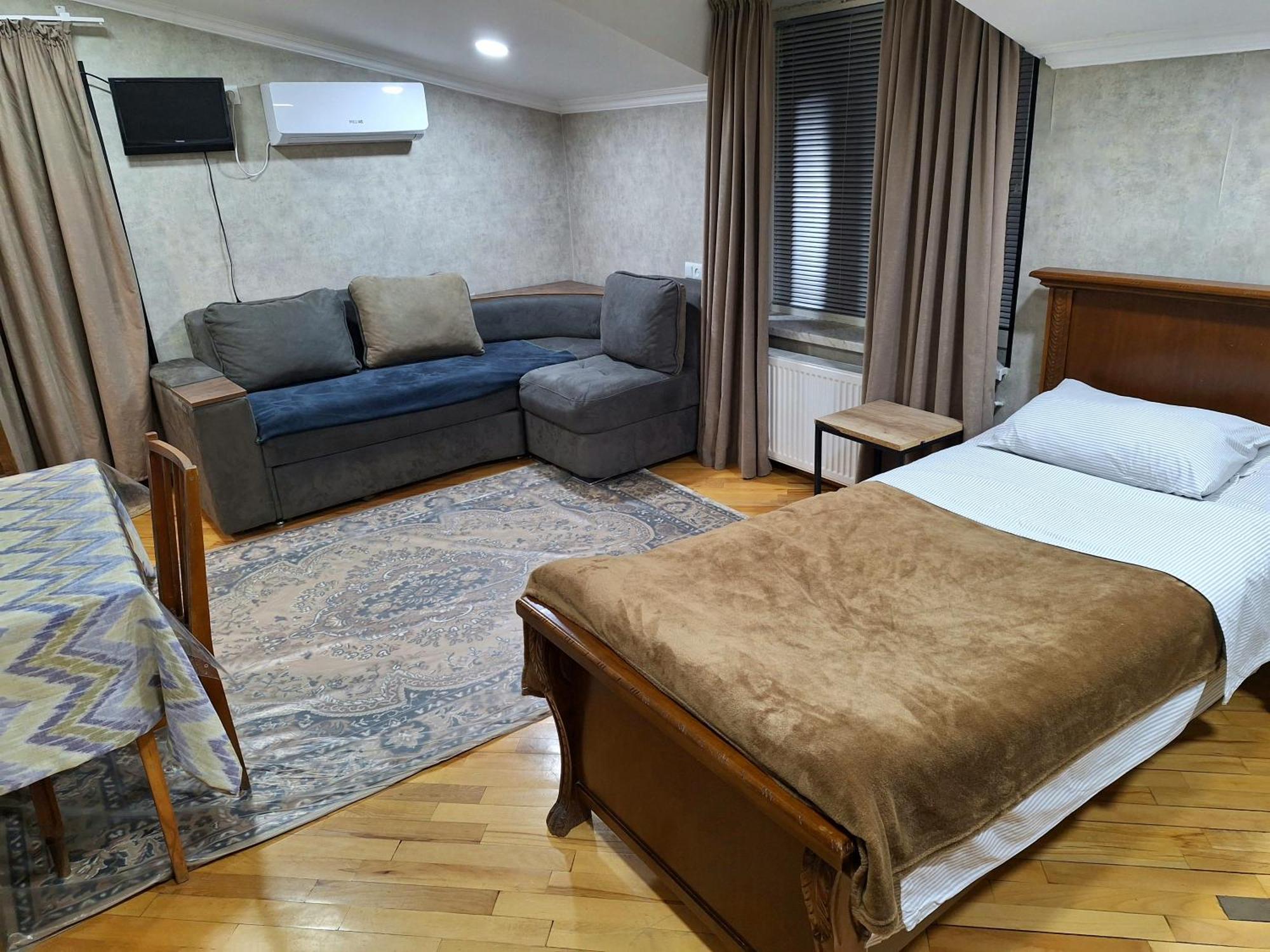 Guest House 15A Kutaisi Exteriér fotografie