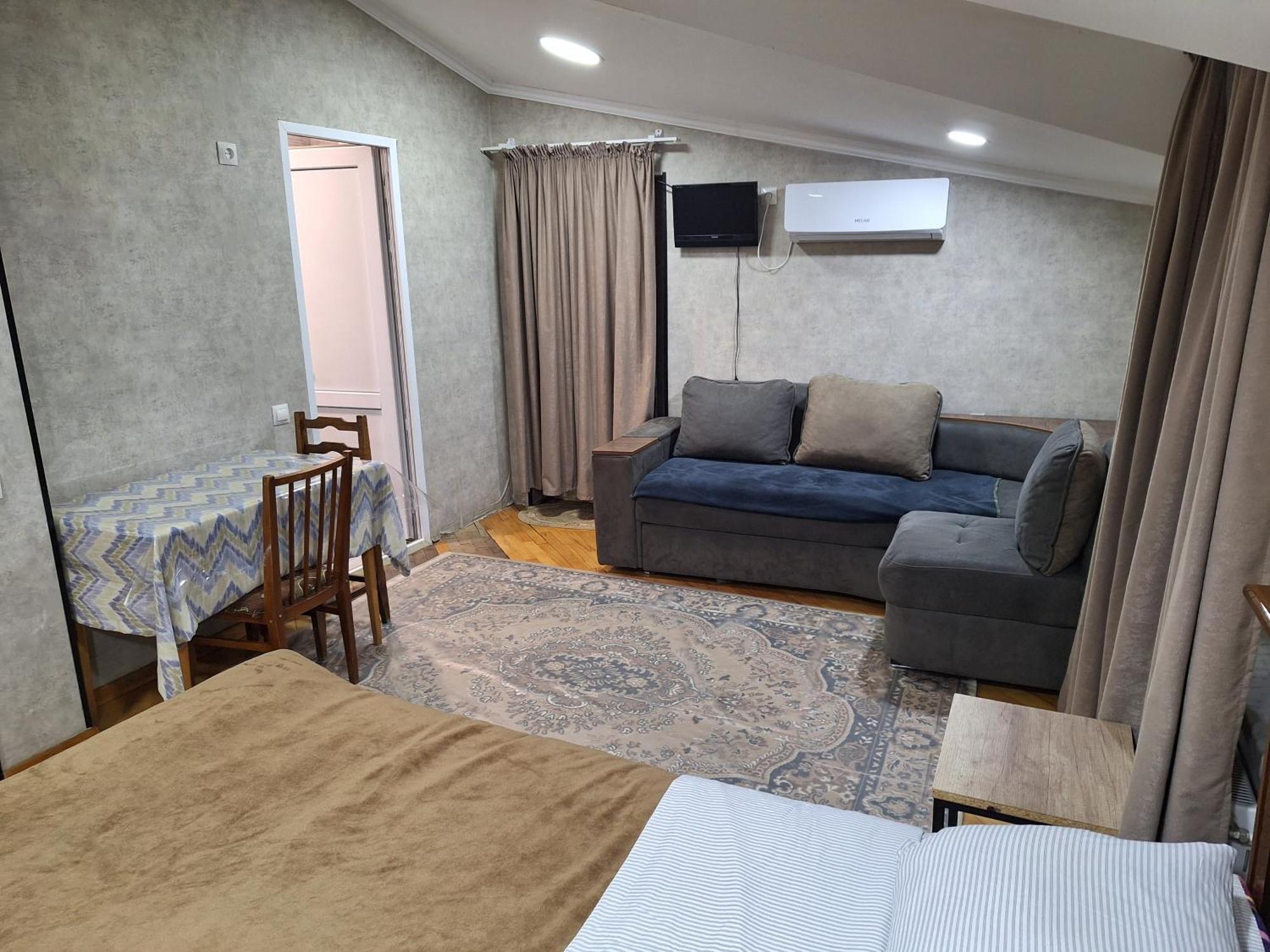 Guest House 15A Kutaisi Exteriér fotografie
